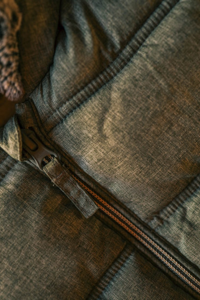 灰色儿童冬季夹克时尚图片下载