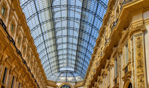 意大利米兰的维托里奥·伊曼纽尔二世画廊图片下载