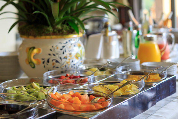 国际自助水果早餐图片下载