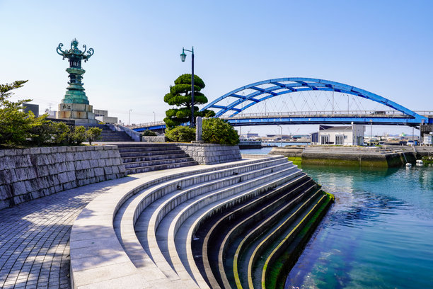 田介灯，又称江户kochu灯，是江户时代(香川县丸津市)为向孔皮拉朝圣而捐赠的。图片下载