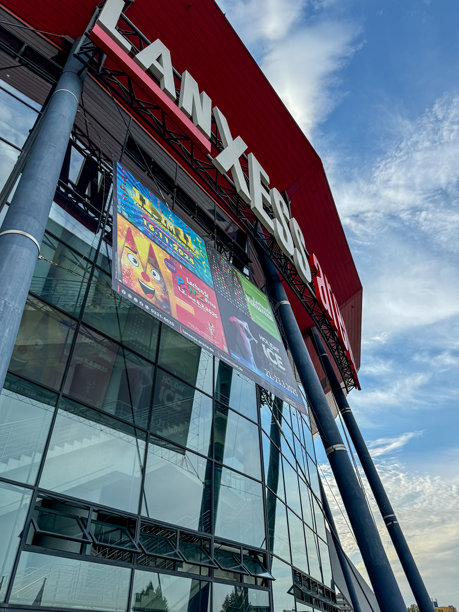 德国科隆朗盛竞技场的外景图片下载