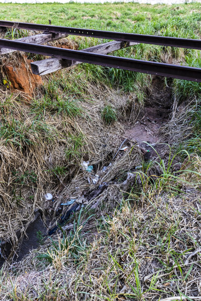 侵蚀使铁路的轨道恶化图片下载