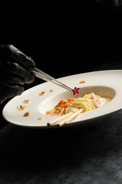 泰国美食照片集，以其美味、辛辣和意大利面而闻名。柔软顺滑的卡邦尼。图片下载