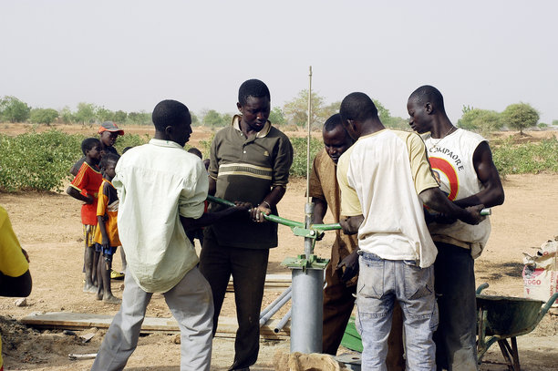 泵的安装图片下载