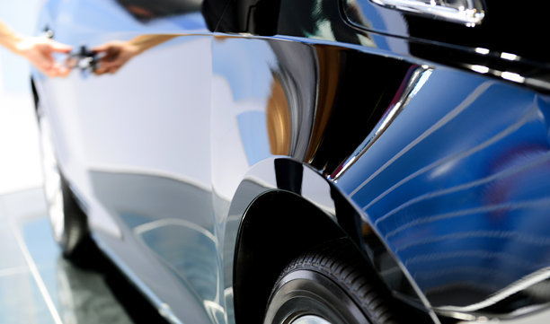 人手打开豪华车门图片下载