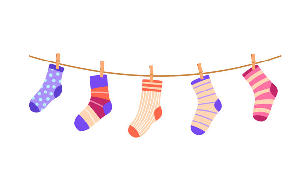 袜子晾衣绳。可爱的插图，展示婴儿衣物挂在绳子上。图片下载