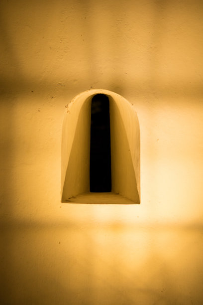 复古风格的港口窗户图片下载