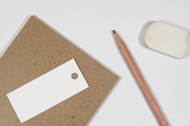 简单实用：便利贴、橡皮擦和铅笔图片下载