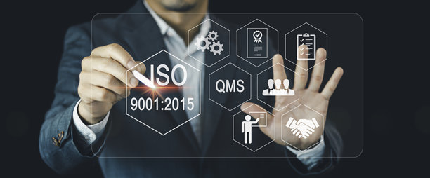 ISO 9001:2015标准认证标准化质量控制（QMS）概念图片下载