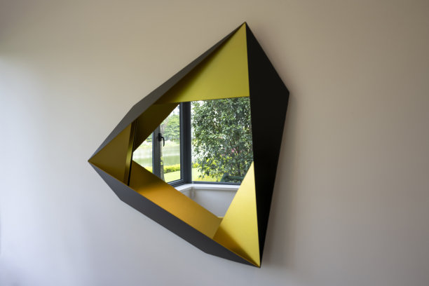 窗外的花园风格住宅区图片下载