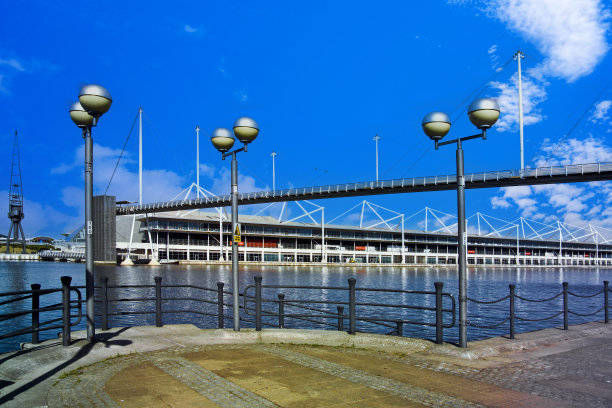 维多利亚皇家码头，伦敦，英格兰，英国图片下载