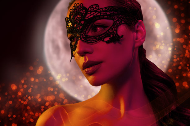 抽象创意艺术拼贴，女士佩戴贵族面具，俯视红色暗背景与满月图像。图片下载