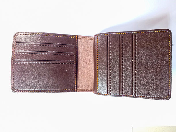皮革钱包的俯视照片图片下载