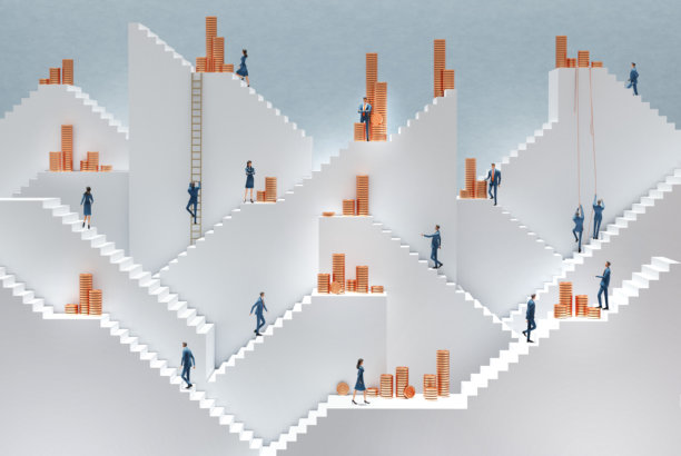 商业人士在金融领域工作，关注金币。投资和财务建议概念。抽象环境中有楼梯，商业概念3D渲染。图片下载