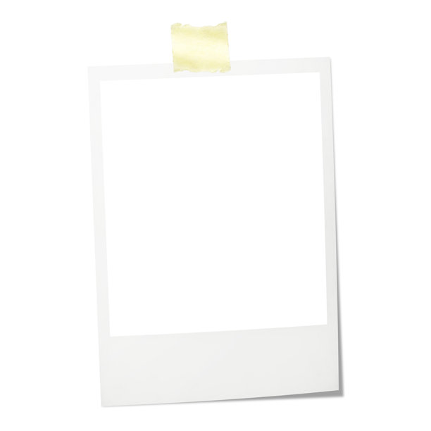 白色背景上的空白宝丽来卡片图片下载