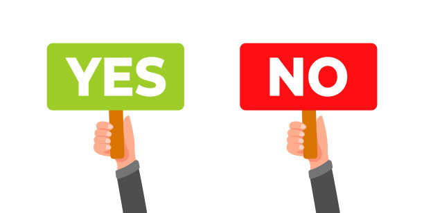两只手握着“是”和“否”标志在做决定图片下载