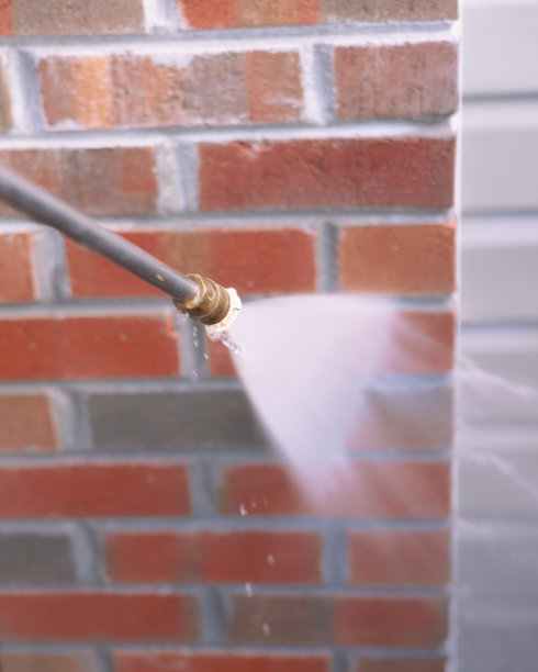 砖房高压清洗特写图片下载