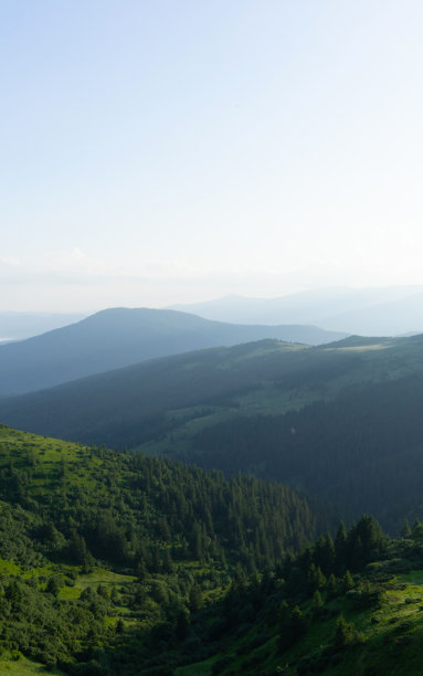 美丽的山脉风景照片，山脉壁纸，雪山风景，美丽的山脉自然风光图片下载