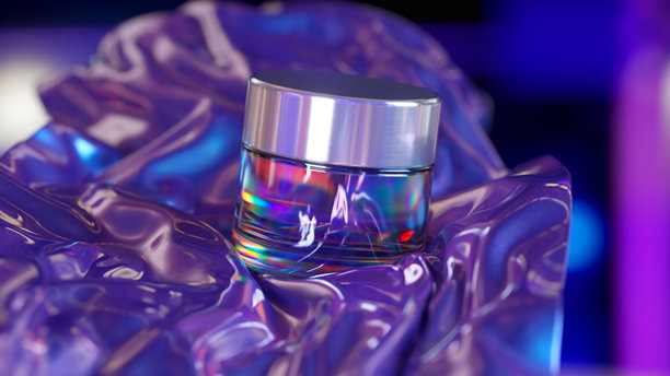 令人惊艳的护肤产品瓶展示在鲜艳的彩虹色织物上，营造出迷人的全息效果，为场景增添了一丝魔幻色彩。图片下载