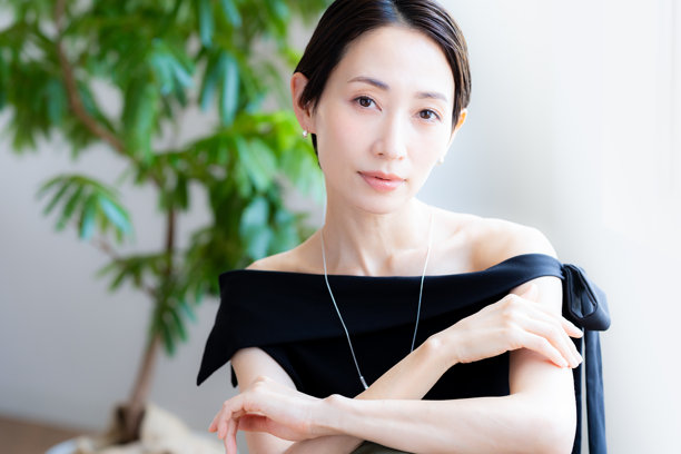 中年女性的美丽形象图片下载