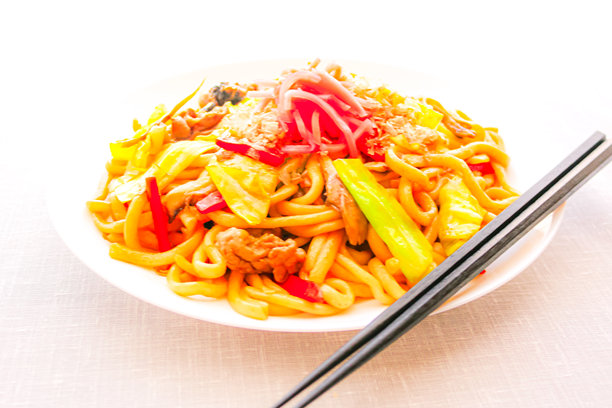 日式炒乌冬面图片下载