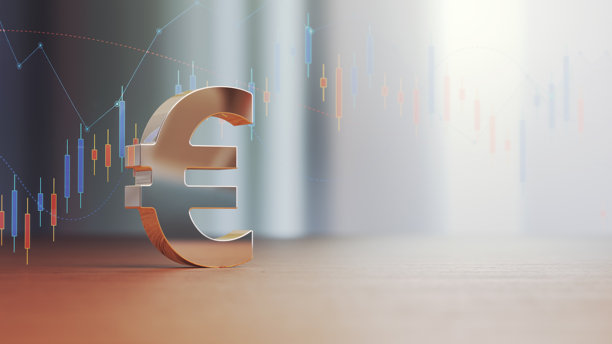 金属欧元符号置于金融图表背景上，坐落在木地板上图片下载
