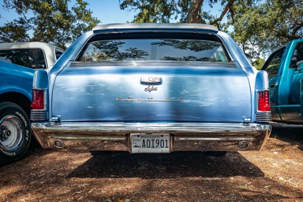 定制1965年庞蒂克Tempest旅行车图片下载