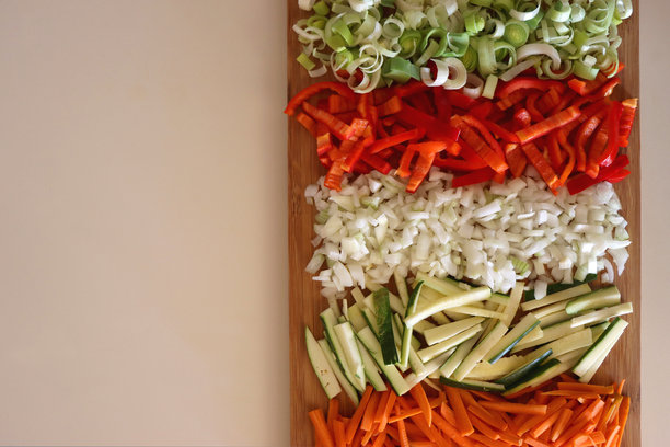 切碎的蔬菜图片下载