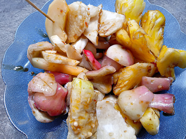 辛辣水果沙拉的特写照片图片下载