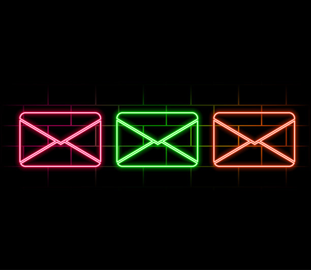 发光霓虹灯线条信封图标，黑色背景电子邮件符号矢量插画图片下载