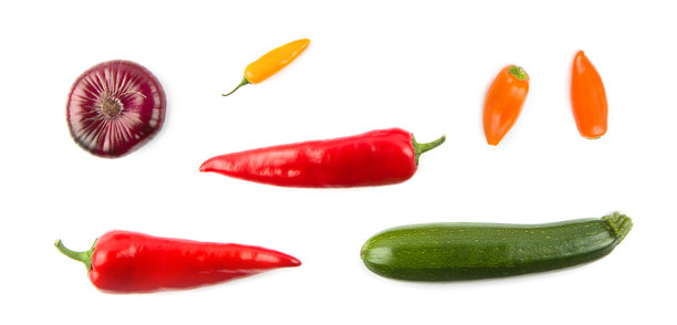 一组蔬菜在白色背景上孤立。俯视图。宽幅照片。拼贴。图片下载