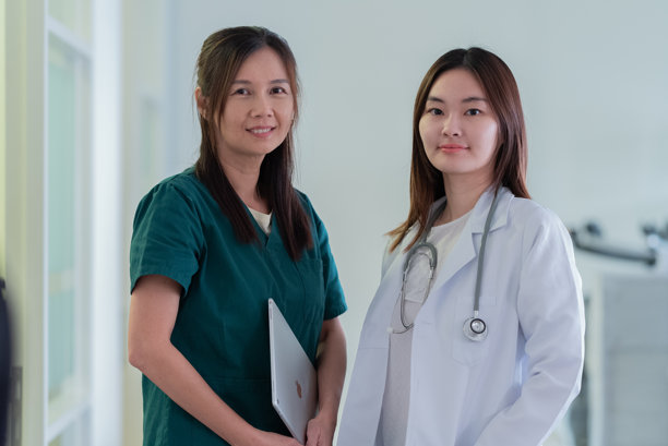 亚洲女性医生肖像摄影库存照片图片下载