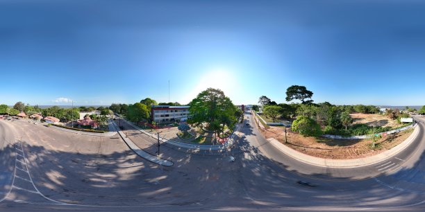 巴西阿马帕州马卡帕的萨马乌马广场360度无人机航拍照片图片下载