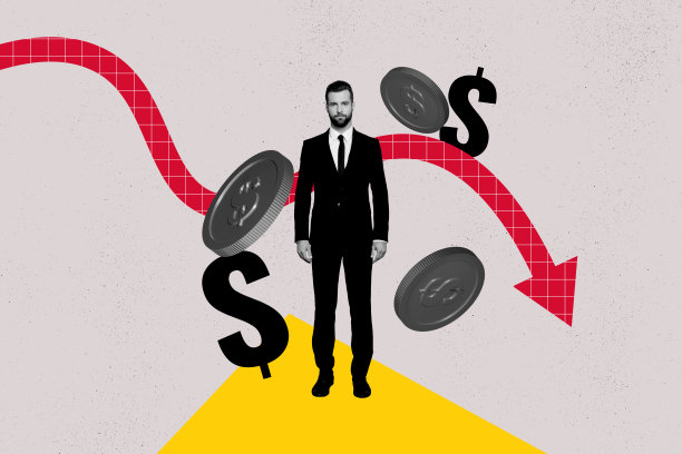 严肃的男性员工在涂鸦背景前的复合照片拼贴，表现出商业问题、美元通货膨胀、箭头下降和失败。图片下载