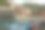 色彩斑斓的村庄房屋俯瞰大海。免版税库存照片。彩色渔船。图片下载