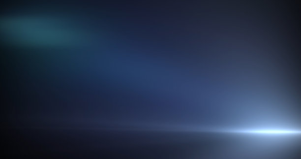 光晕移动的磨损标题介绍颁奖典礼背景叠加素材 4K。闪耀的镜头光晕光泄漏长臂视觉抽象闪光背景。黑色背景上的光爆发，适用于音乐视频和颁奖典礼。图片下载