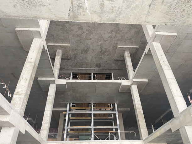 新建住宅建筑工地，照片特写图片下载