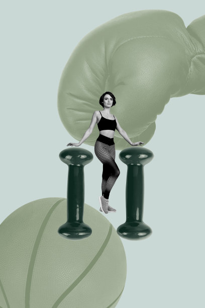 垂直照片拼贴，严肃的运动员手持哑铃、篮球和拳击手套，设备孤立在涂鸦背景上。图片下载