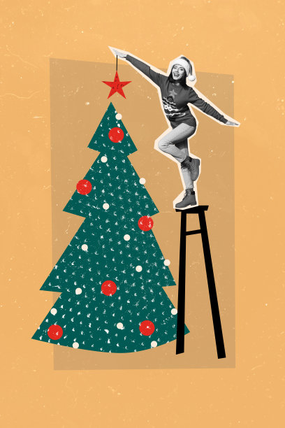 当代艺术竖版照片，快乐女孩站在凳子上，戴着圣诞老人帽，身旁有新年树和橙色背景上的装饰球。图片下载