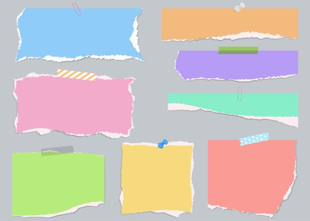 一组背景素材，包含撕裂的纸张、用胶带粘在一起的纸张、图钉和夹子。图片下载