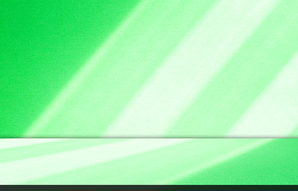 绿色阴影背景的空旷工作室房间照片，渐变叶子地面墙壁背景，穆斯林设计画布表面纹理，生态场景产品化妆品美妆有机展示台。图片下载