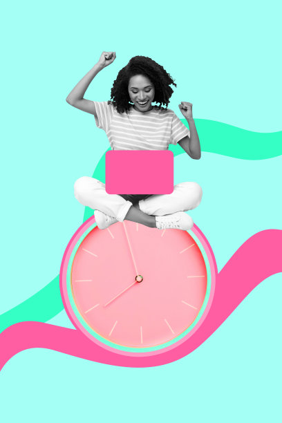 快乐的美国女孩自由职业者在笔记本电脑前，面对闹钟、截止日期和时间表的垂直照片拼贴，背景为涂鸦风格。图片下载