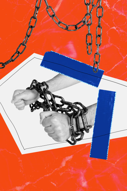 垂直照片拼贴，手腕戴着金属链手铐，囚徒陷阱受害者惩罚手链，背景为涂漆效果。图片下载