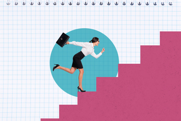 创意照片拼贴，搞笑的女商人向上跑楼梯，追逐梦想目标成就，棋盘背景图片下载