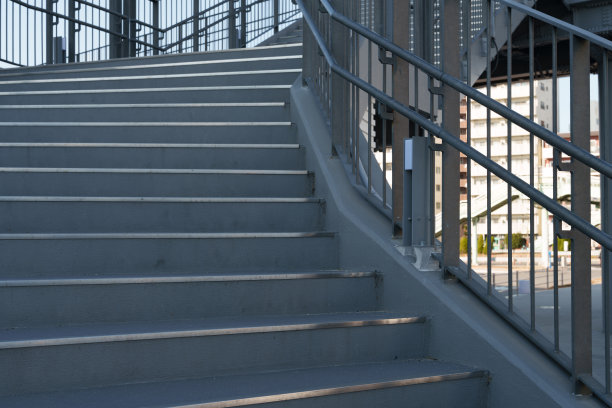 蓝天与楼梯的素材图片下载