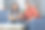 在家沙发上购物的情侣股票照片图片下载
