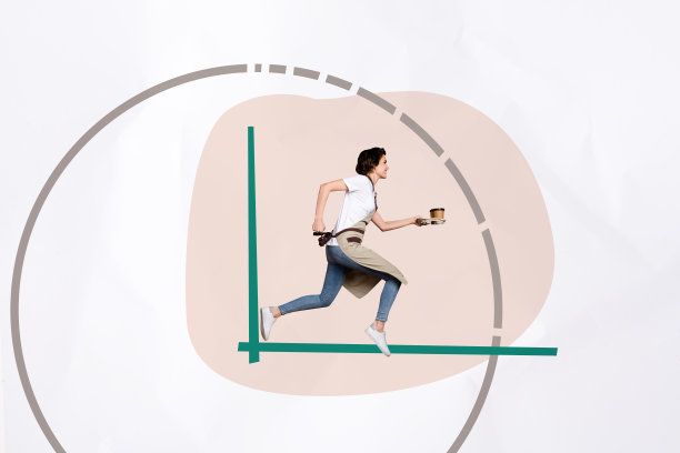 创意照片拼贴，年轻女孩咖啡师匆忙携带咖啡订单，时间限制，时钟滴答，白色背景图片下载