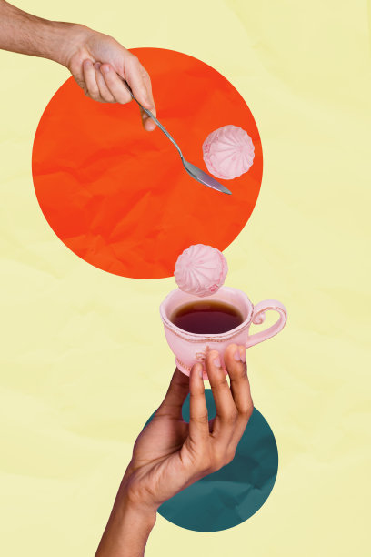 手握草本茶饮、勺子、棉花糖甜点的垂直照片拼贴，营养美味，背景为涂鸦风格。图片下载