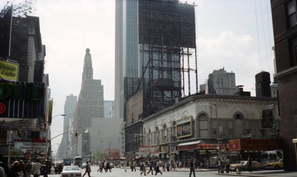 1982年9月25日纽约市时代广场的复古照片图片下载