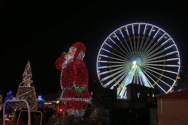 圣诞节的灯光和礼物图片图片下载